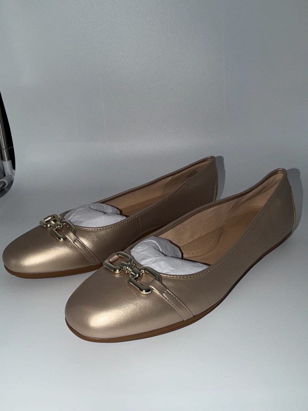 Women’s Metallic Gold Ballet Flats with Chain Accent 11M